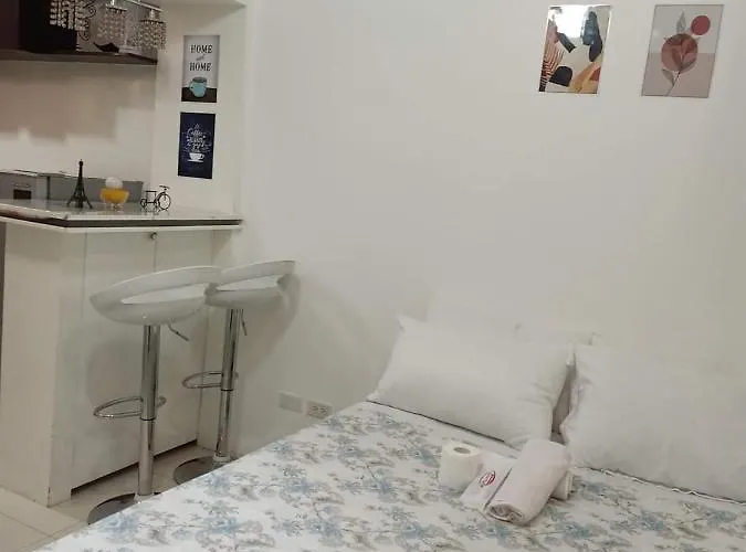 Grand Riviera Suites Infront Of Us Embassy - 2Br Aparthotel Manila